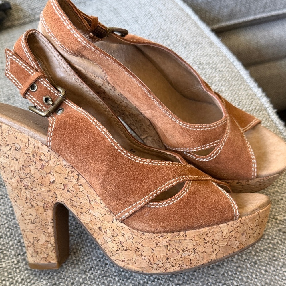 NEW Xhilaration Women’s Y2K Brown Suede Cork Platform Slingback Heels Size 8.5
